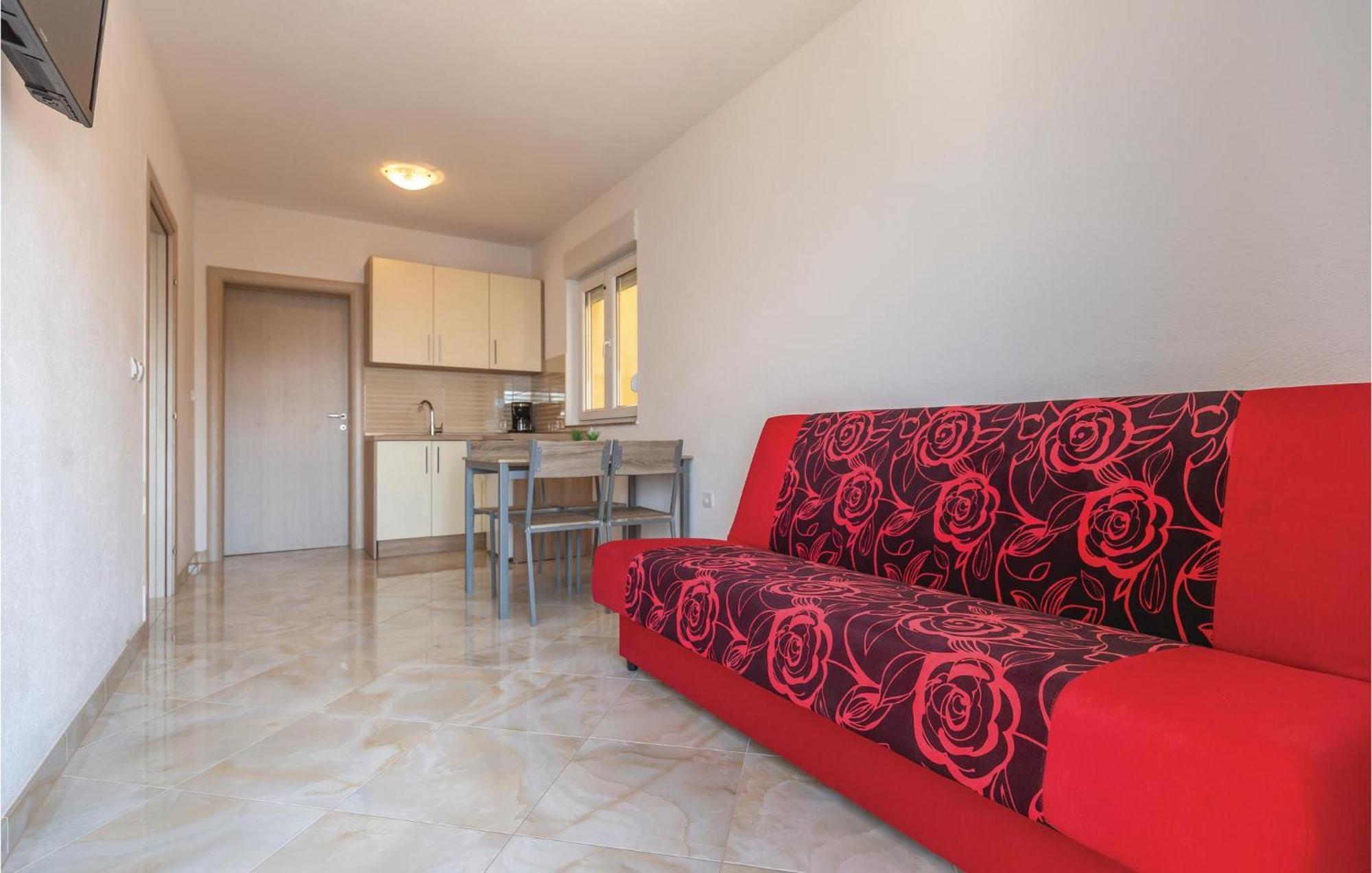 Nice Apartment In Krvavica With House Sea View Exterior photo