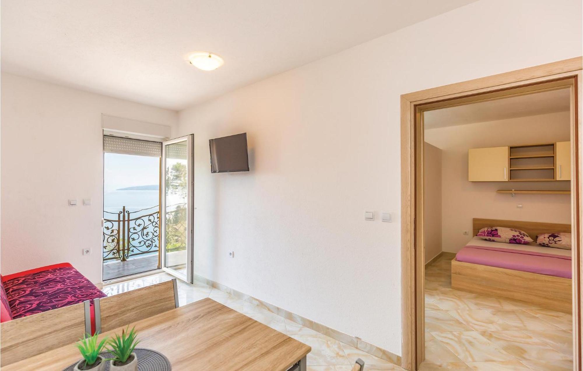 Nice Apartment In Krvavica With House Sea View Exterior photo