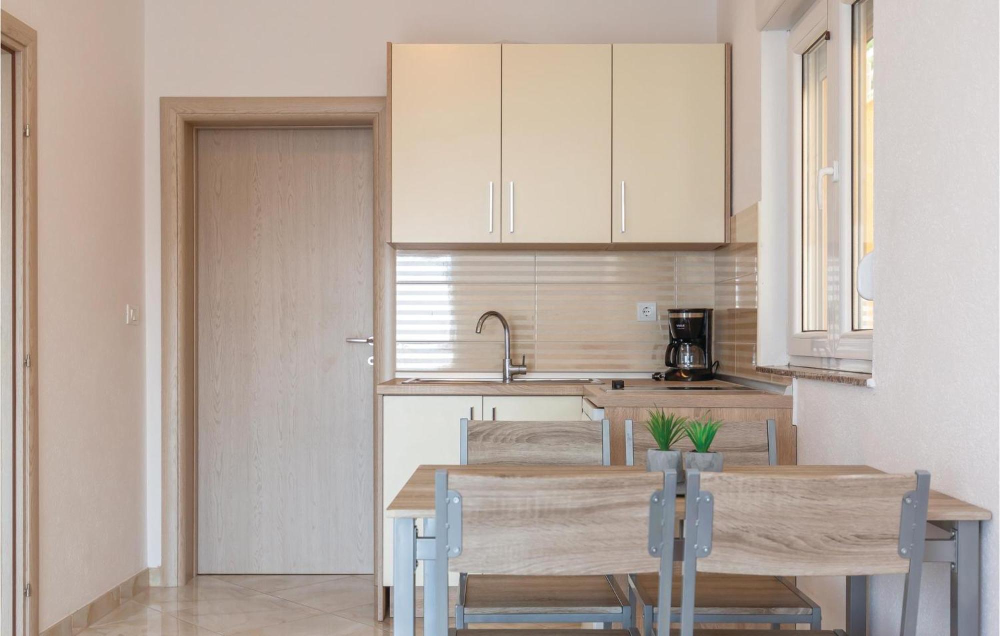 Nice Apartment In Krvavica With House Sea View Exterior photo